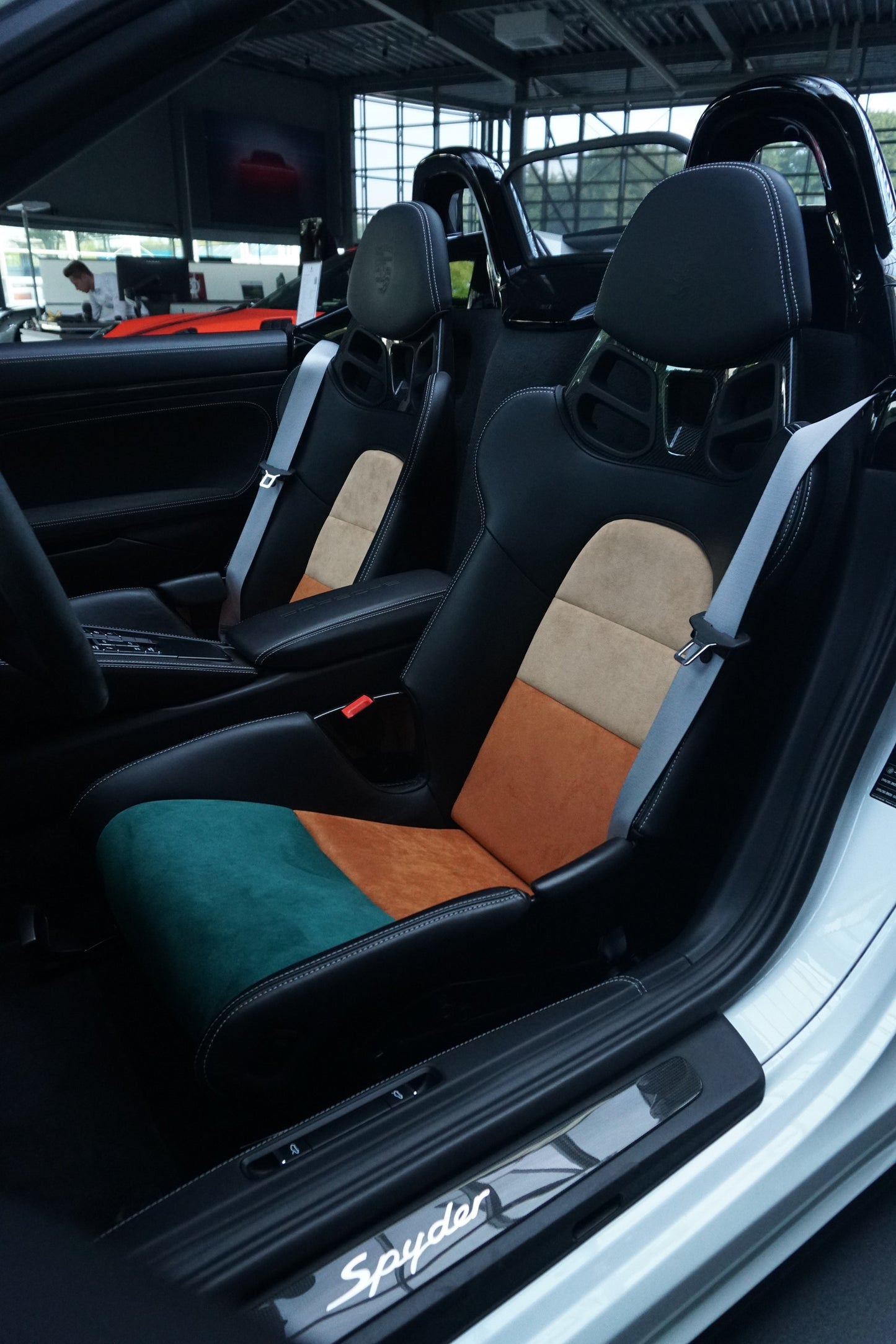 Porsche Vollschalensitz 911/718/981 - Sitzeinlagen mit Original Leder/Alcantara