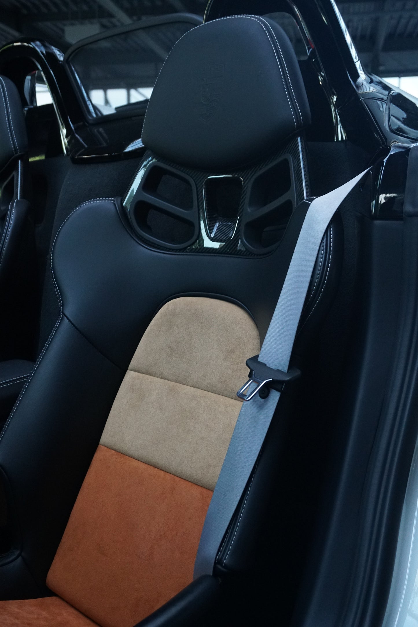 Porsche Vollschalensitz 911/718/981 - Sitzeinlagen mit Original Leder/Alcantara